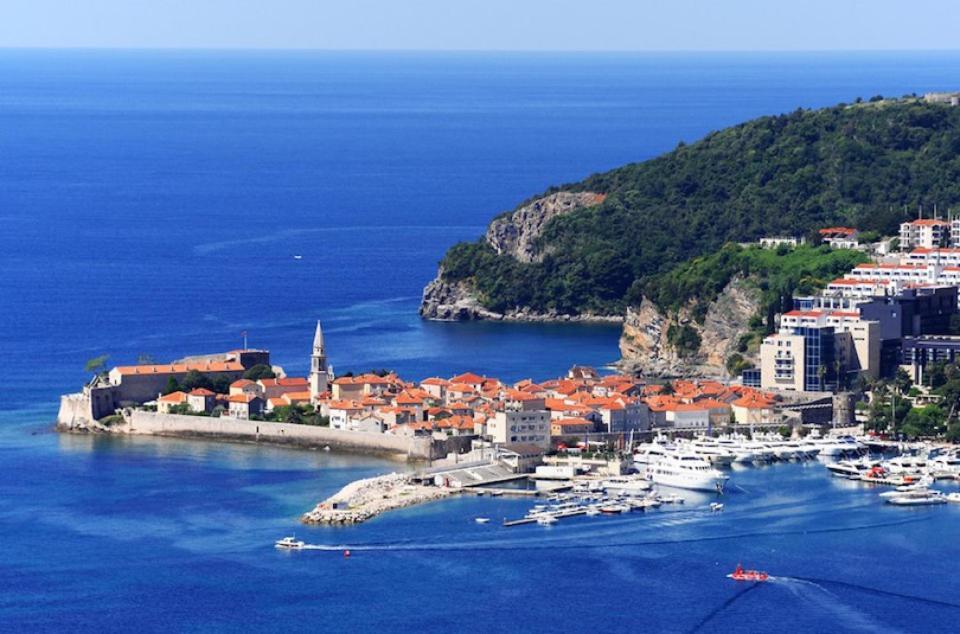 Gospostina Prima Apartment Budva Bagian luar foto